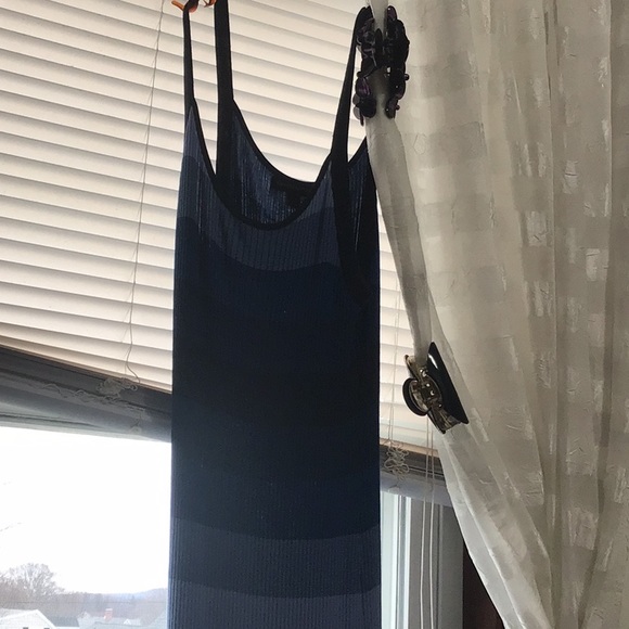 🧚🏼‍♀️Host Pick!✨💁🏼‍♀️Banana Republic Factory 🏭 Ombré Midi dress size LP💐😊 - Picture 3 of 6